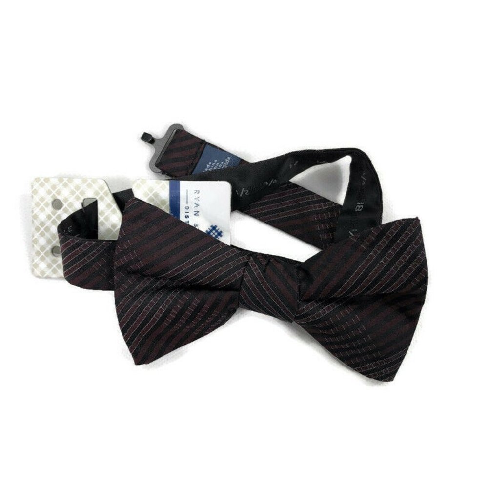 Ryan Seacrest Mens Bowtie Pre Tie Adjustable